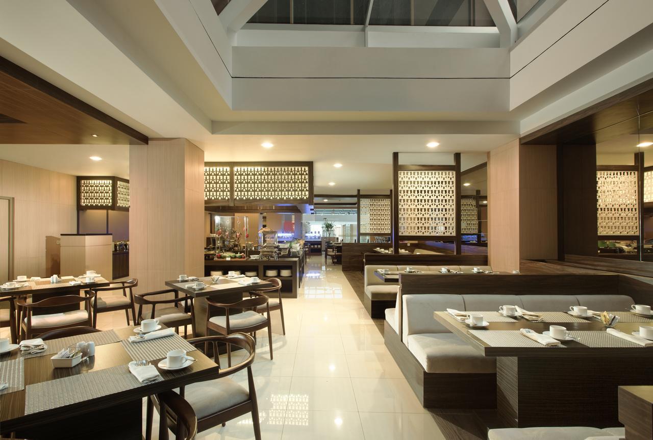 Hotel Chanti Managed by TENTREM Hotel Management Indonesia Semarang Buitenkant foto